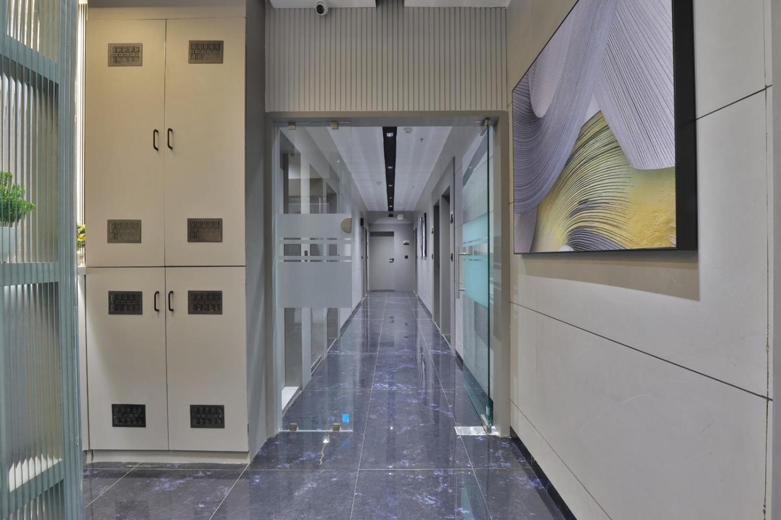 Hotel Legacy Ahmedabad Exterior photo